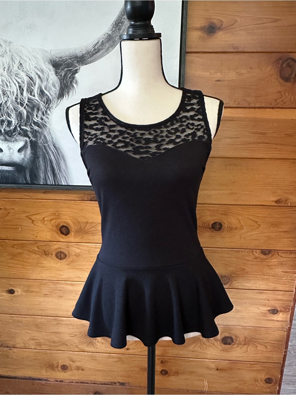 NWOT Soprano Black Lace Yoke Peplum Tank Top